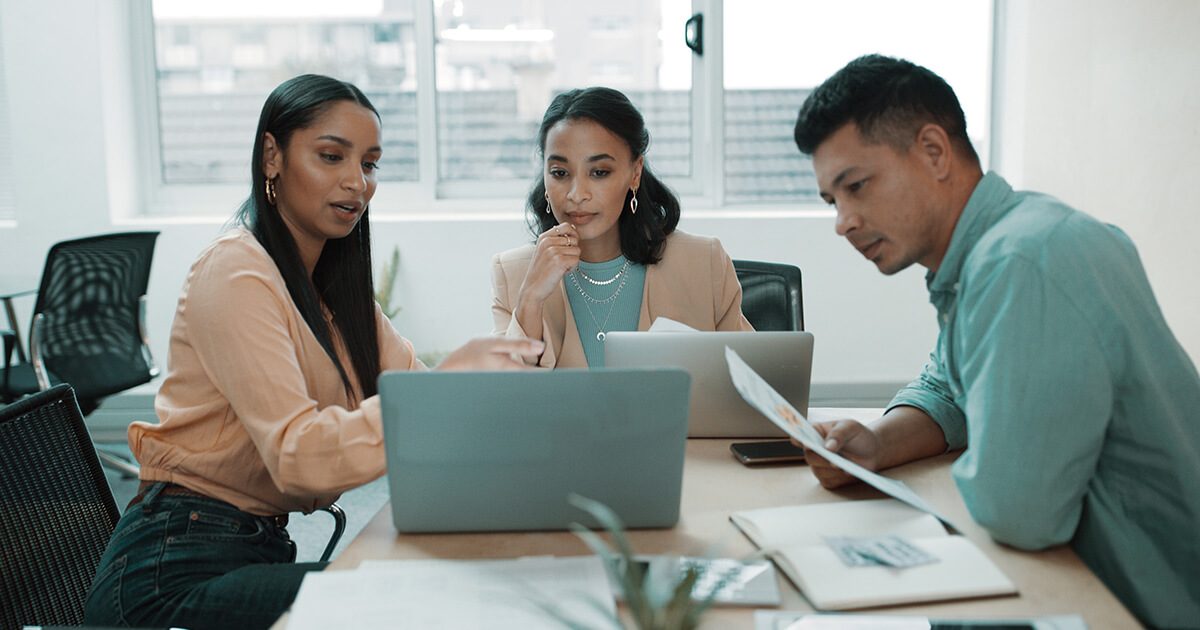 Comparing the types of compliance training companies, from off-the-shelf libraries to custom studios